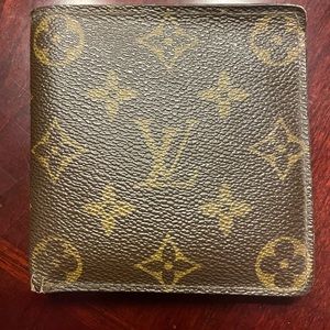 Louis Vuitton Men's Monogram Bifold